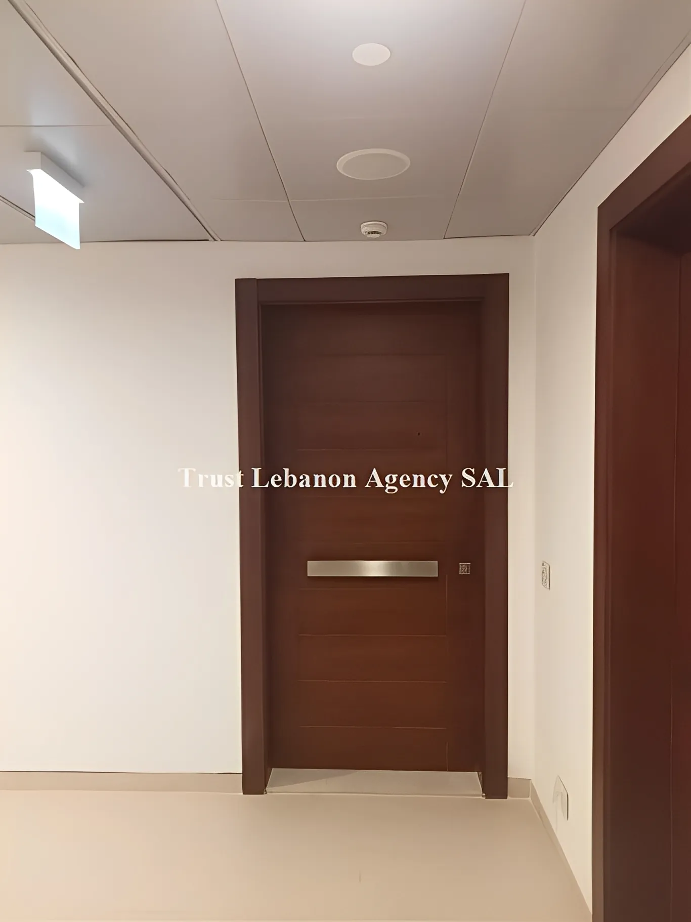 Office for rent in Metn, Sin El Fil