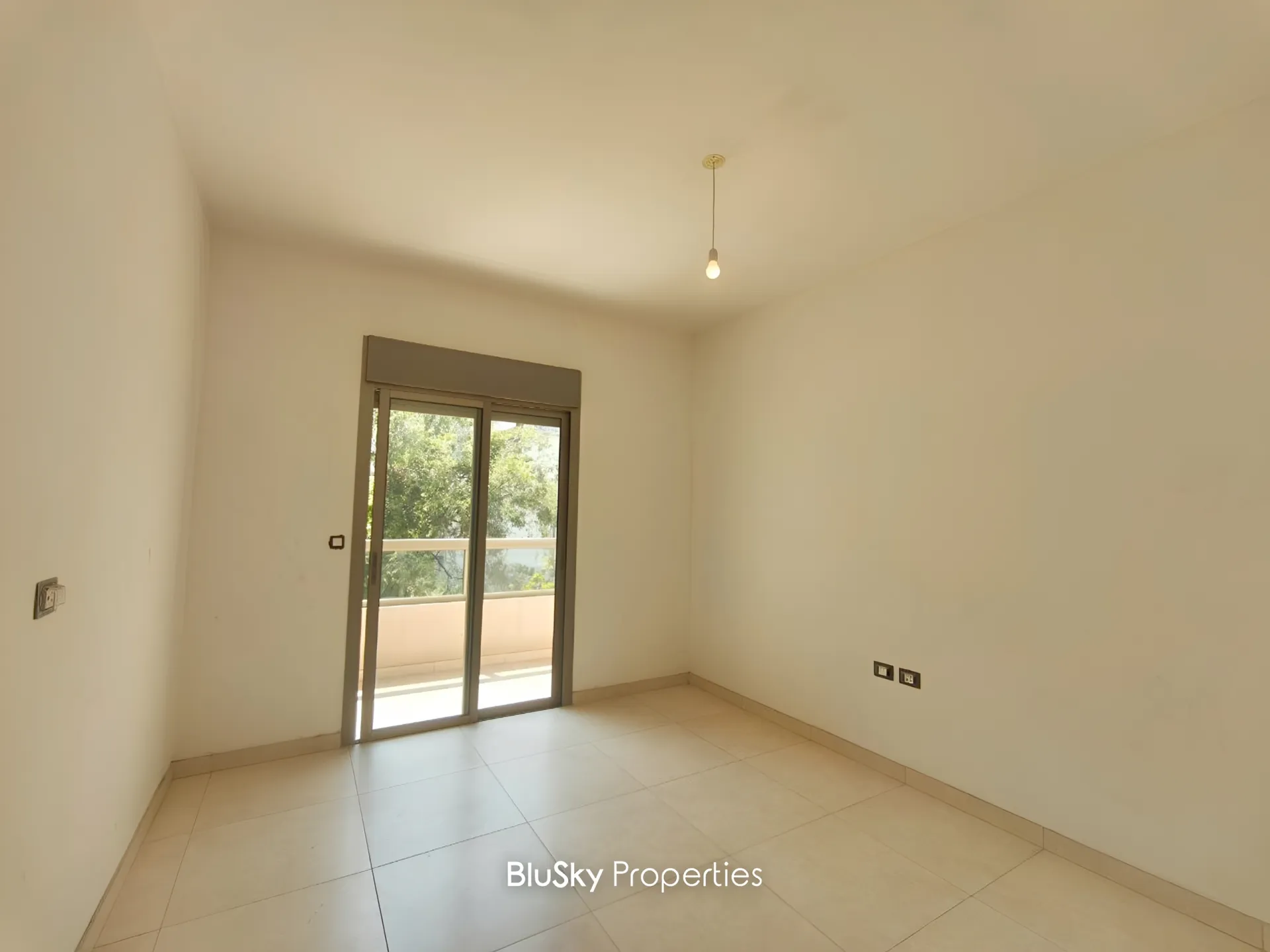 Apartment for sale in Haret sakher, lebanon