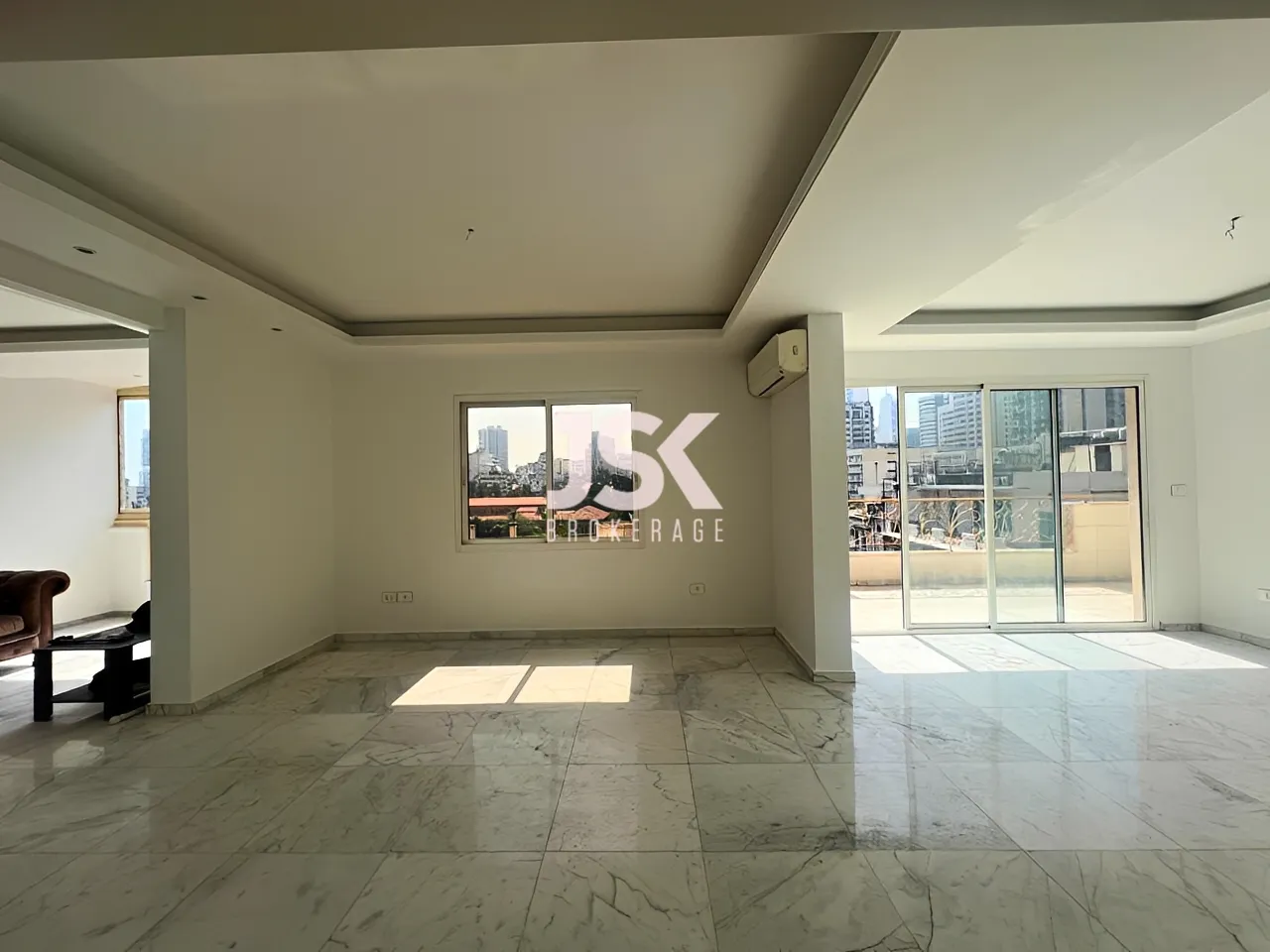 Apartment for Rent in Achrafieh - 3 bed, 3 bath