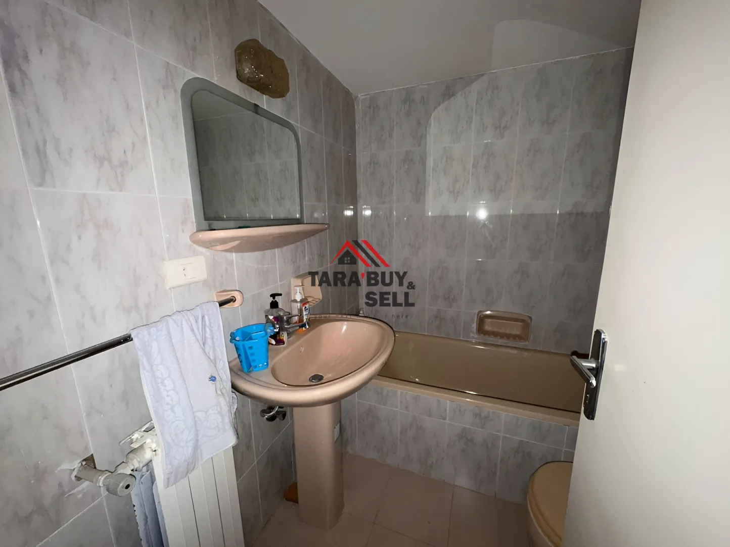 Apartment for sale in Cornet Chahwan
