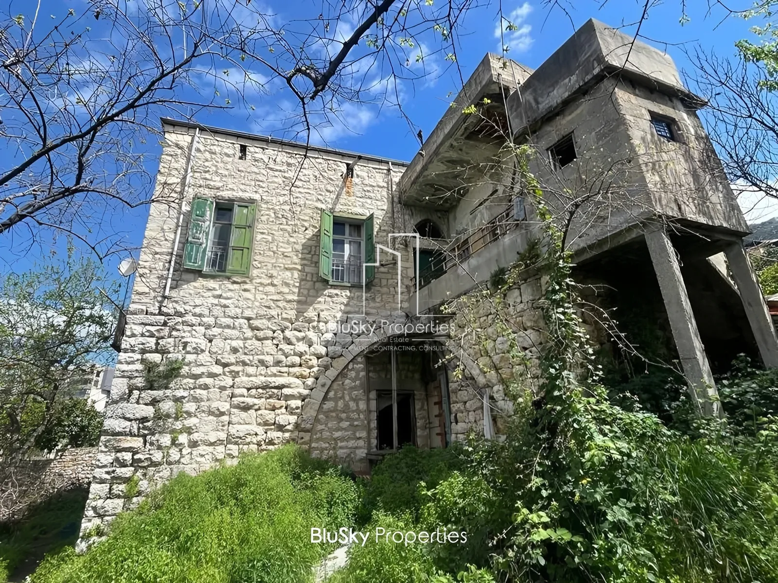 Villa for Sale in Sahel Alma