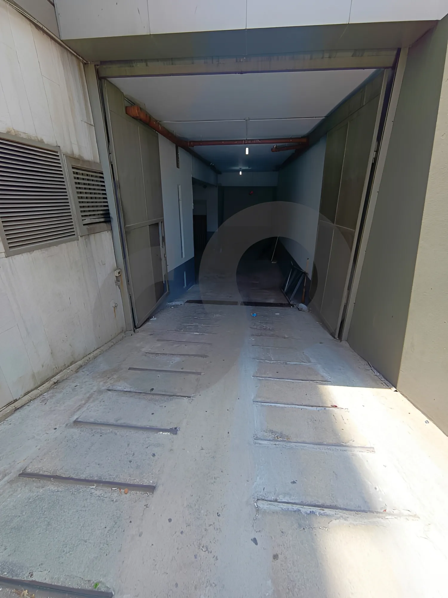 Warehouse for Rent in Jnah