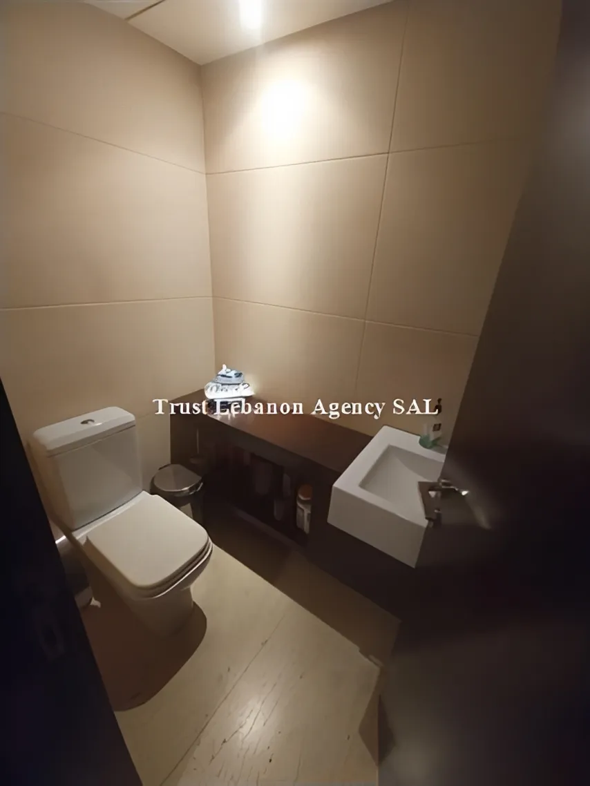 Shop for rent in Metn, Dekweneh