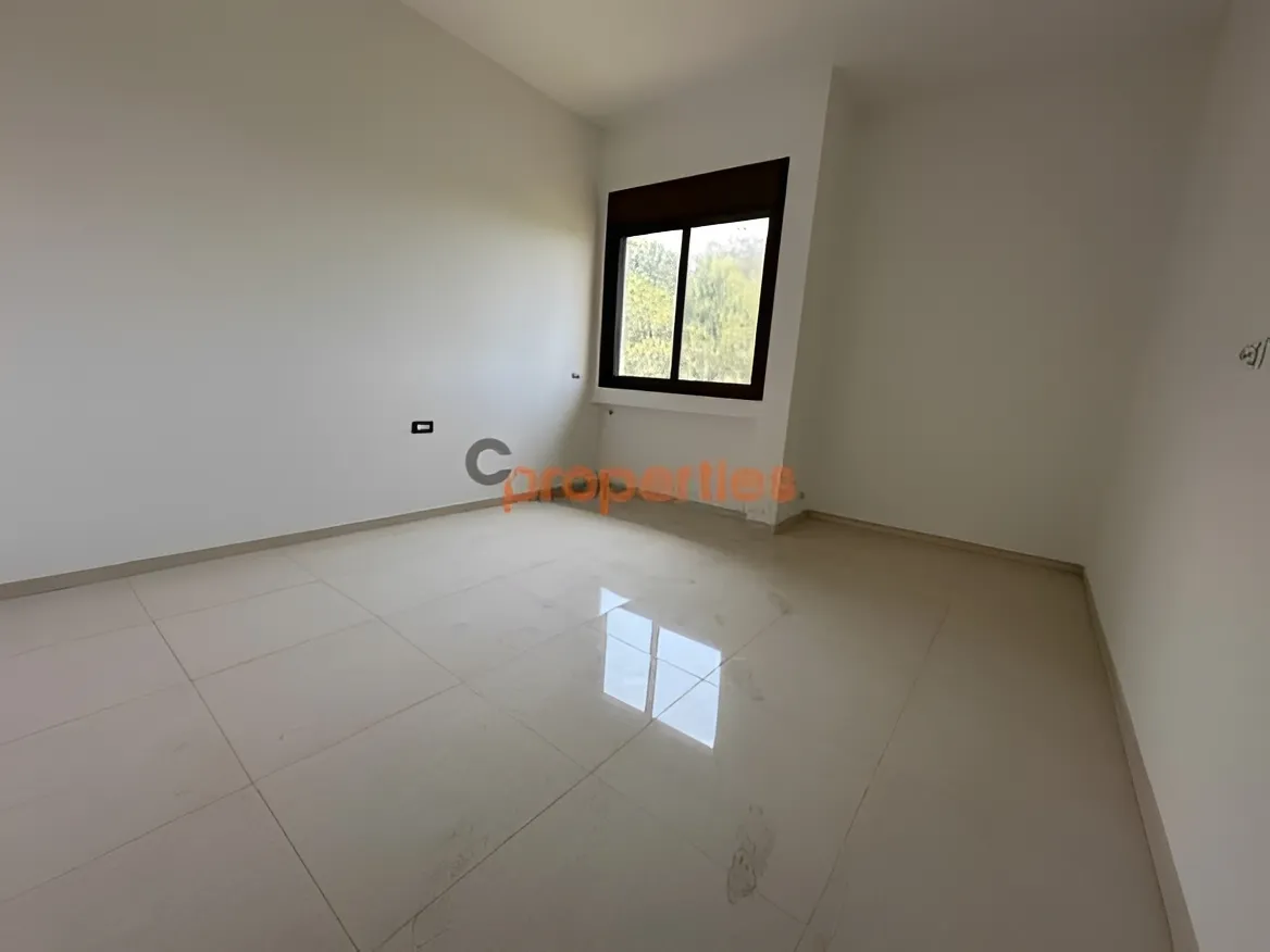 Apartment for Sale in Mtaileb