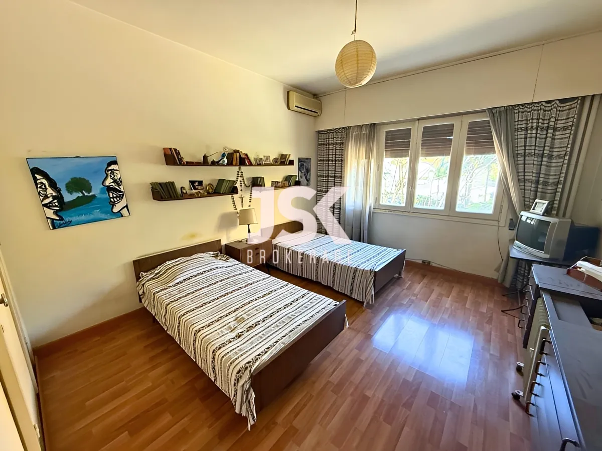 Apartment for Sale in Caree d'or, Achrafieh, Beirut, Lebanon