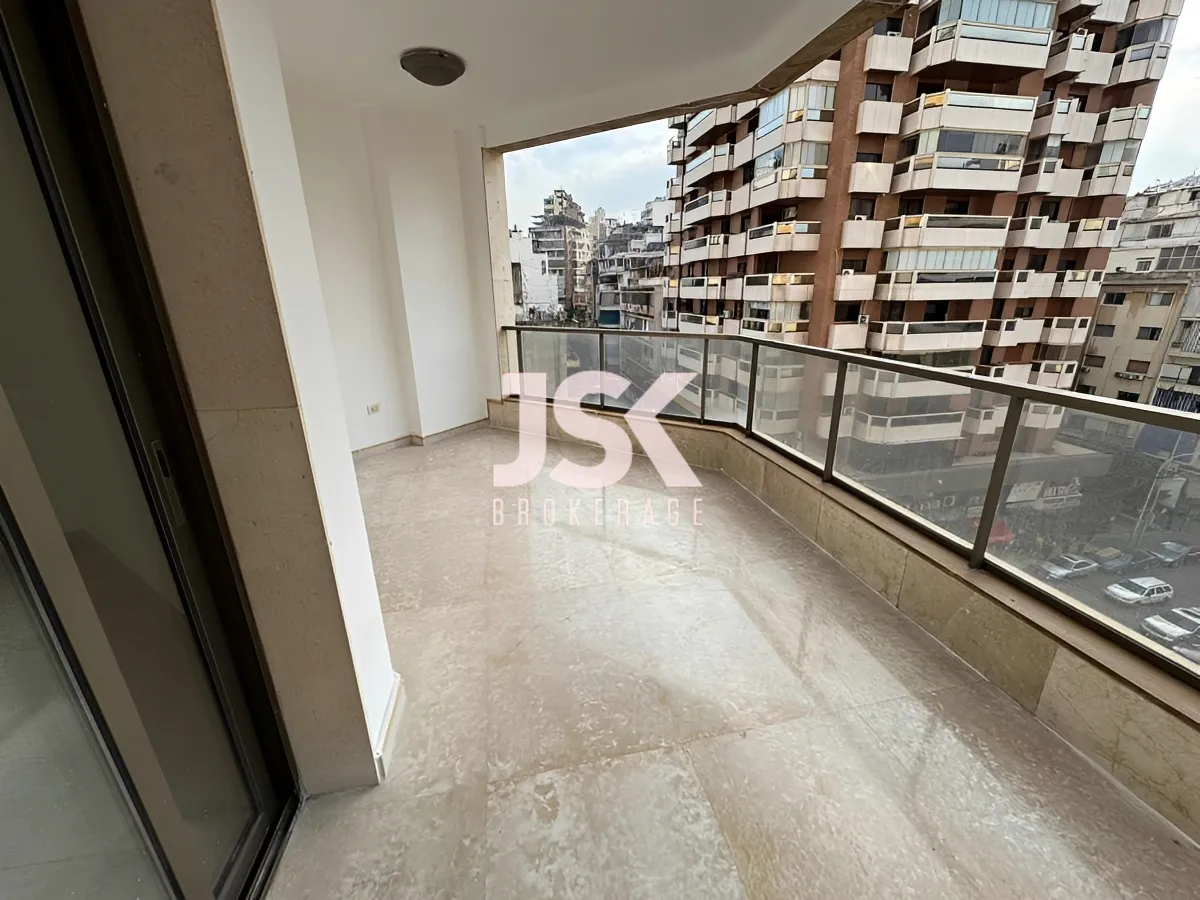 Apartment for Sale in Kraytem, Beirut, Lebanon - 3 bed, 4 bath