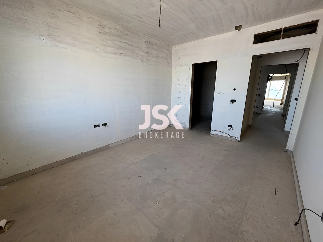 Apartment for Sale in Kraytem