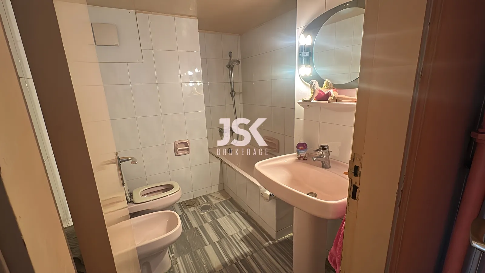 Apartment for Sale in Achrafieh