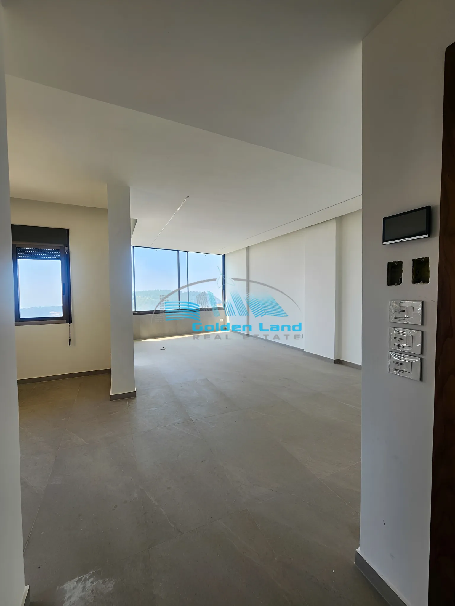 Apartment for Rent in Jouret El Ballout - 3 bed, 3 bath