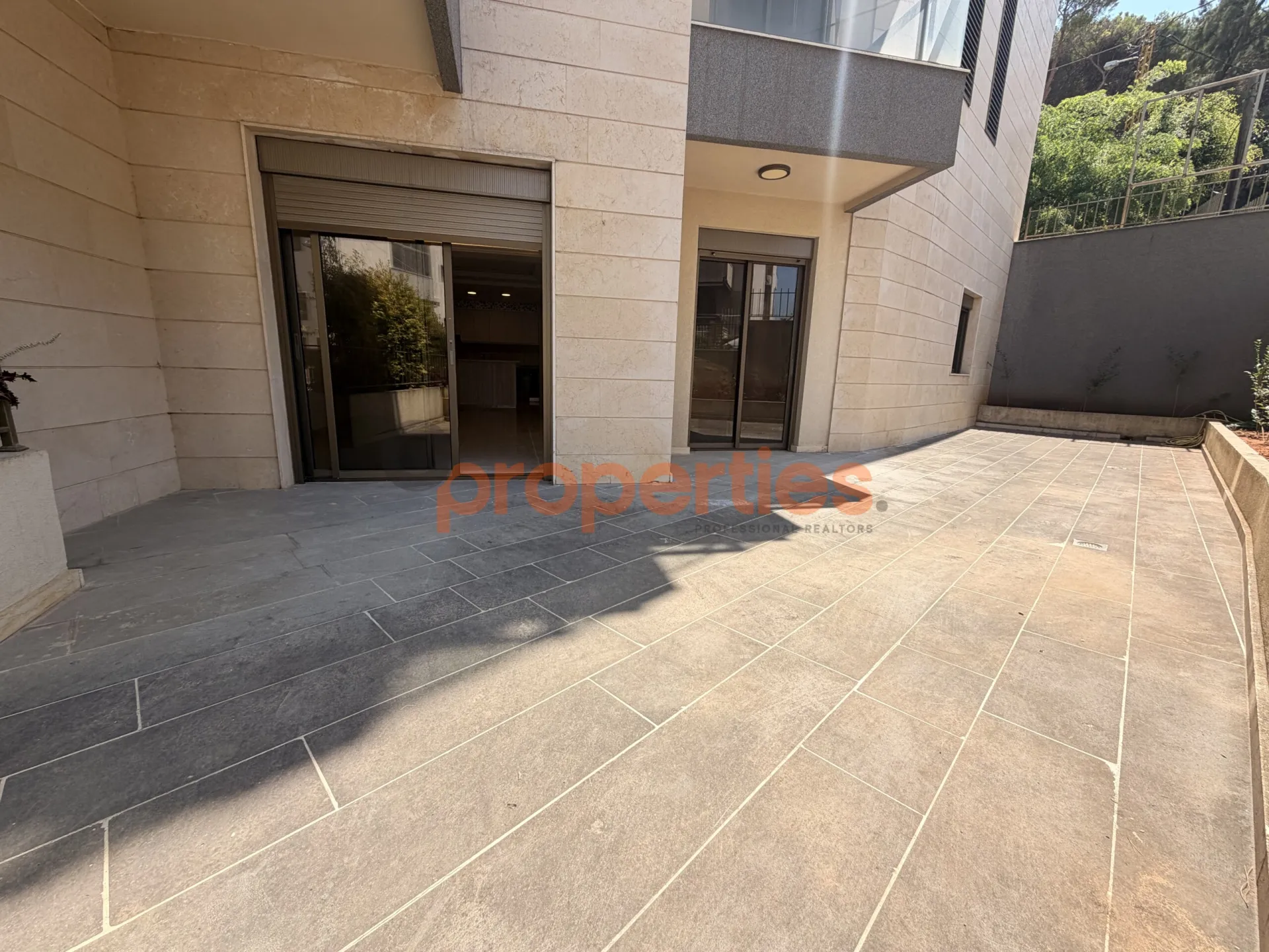 Apartment for Sale in Naqqache