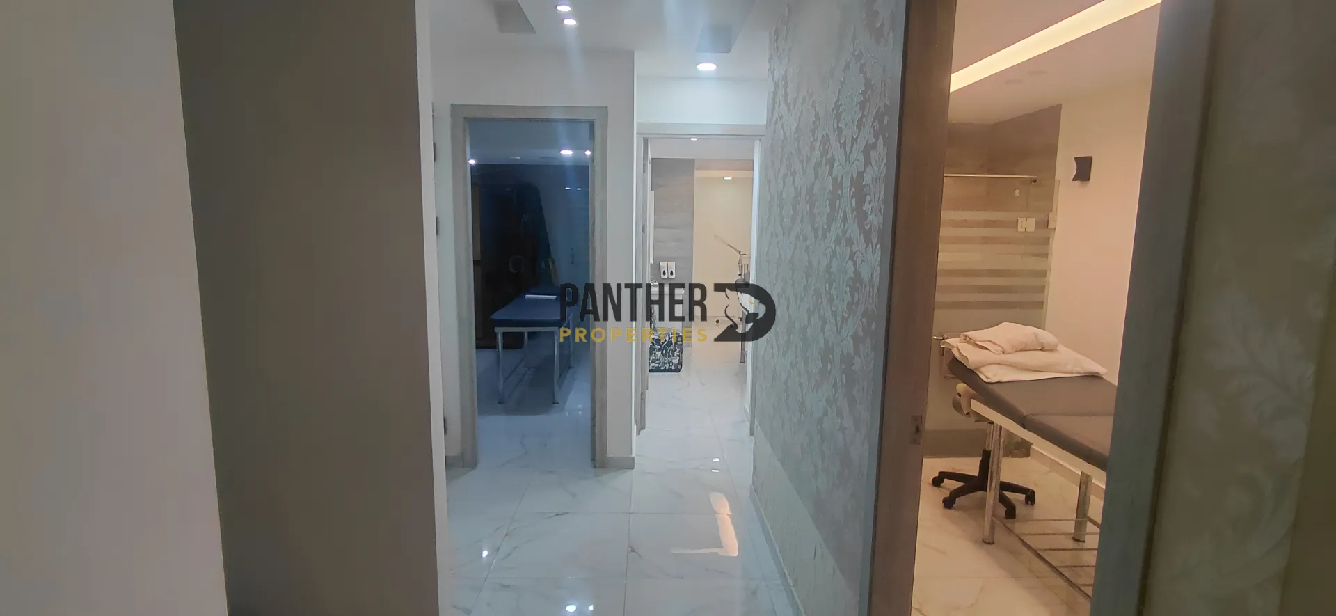Shop for sale in New jdaide، lebanon
