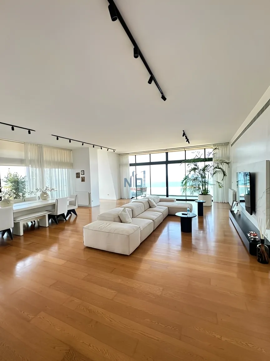 Apartment for Sale in Saifi Village, Beirut, Lebanon
