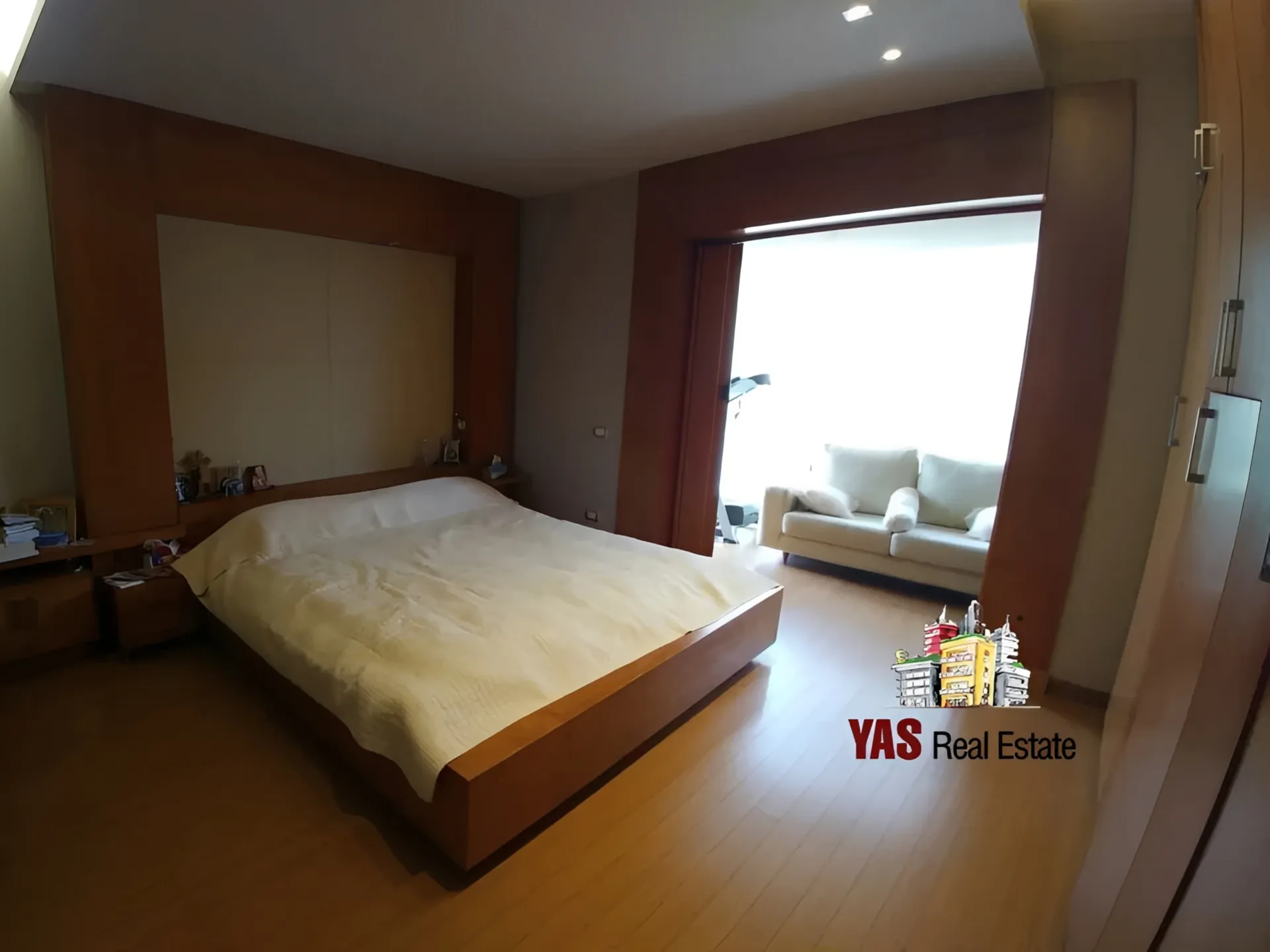 Apartment for Sale in Ballouneh