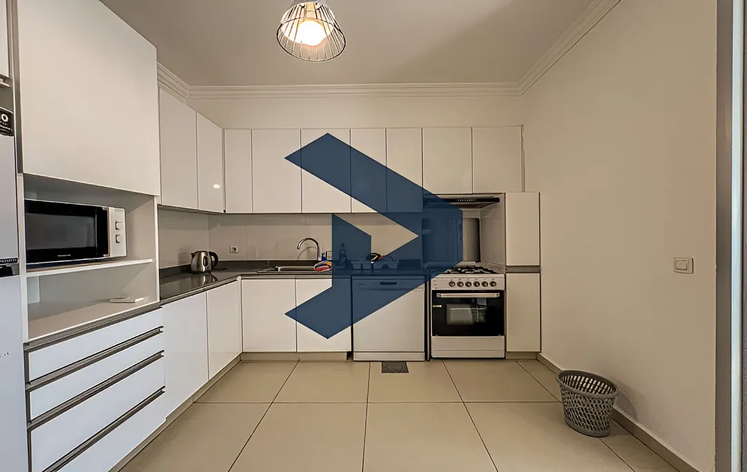 Apartment for rent in Achrafieh, Beirut, Lebanon - 3 bed, 4 bath