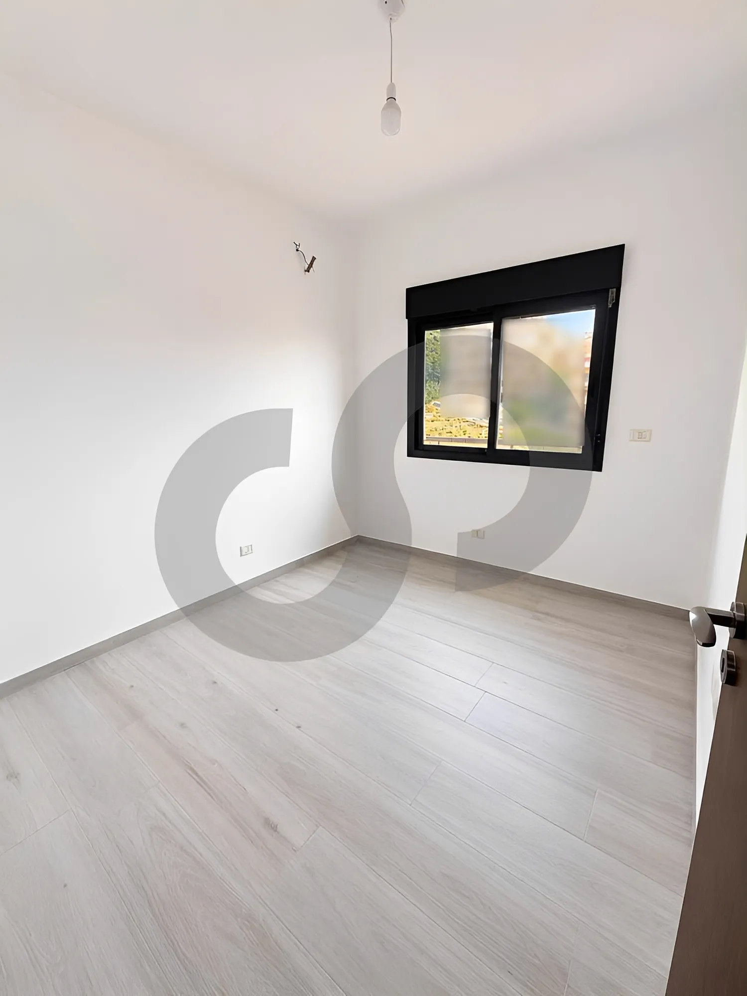 Apartment for Sale in Bourj Hammoud - 1 bed, 2 bath