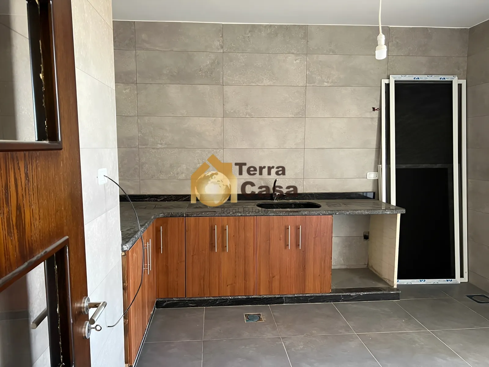 Apartment for Sale in Taalabaya For Sale With View - 3 bed, 3 bath