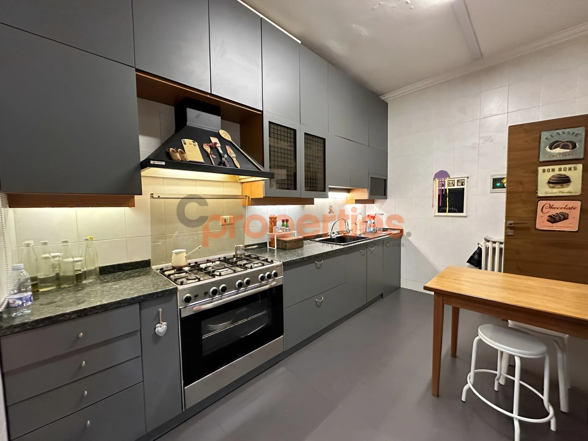 Apartment for Rent in Mtaileb