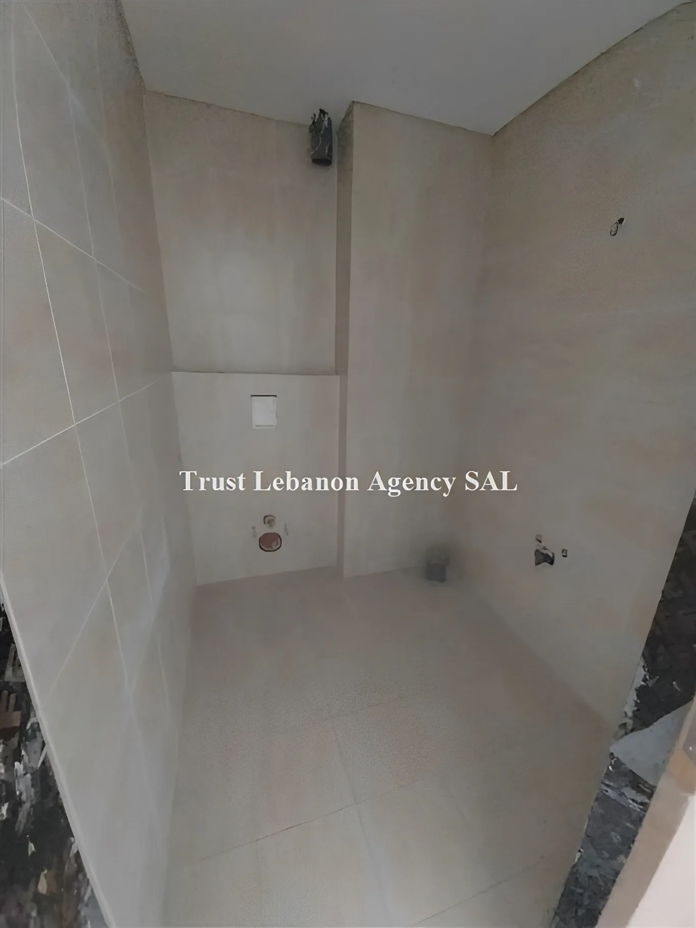 Office For Rent in Baabda, Louaizeh
