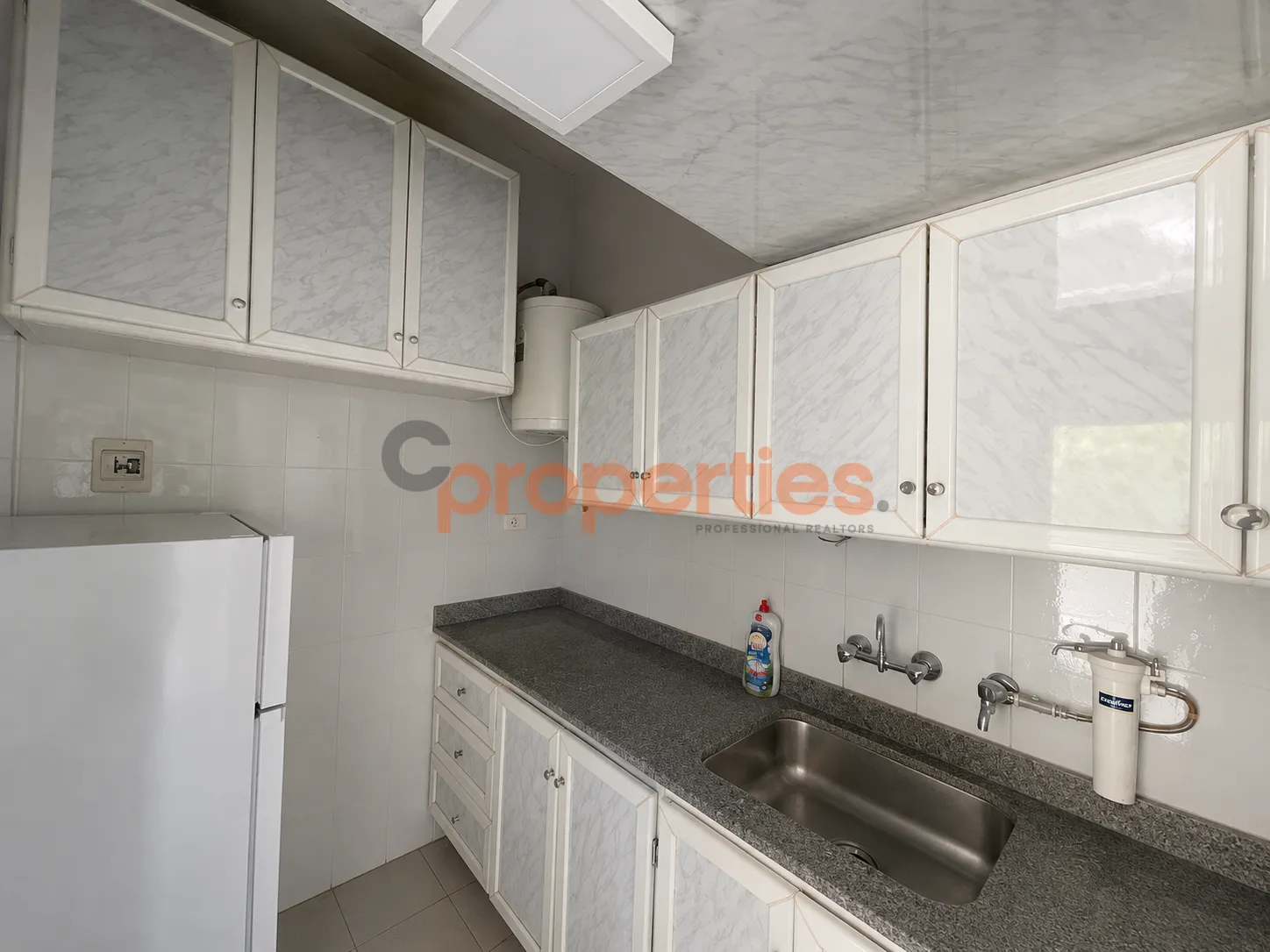 Apartment for Rent in Geitawi