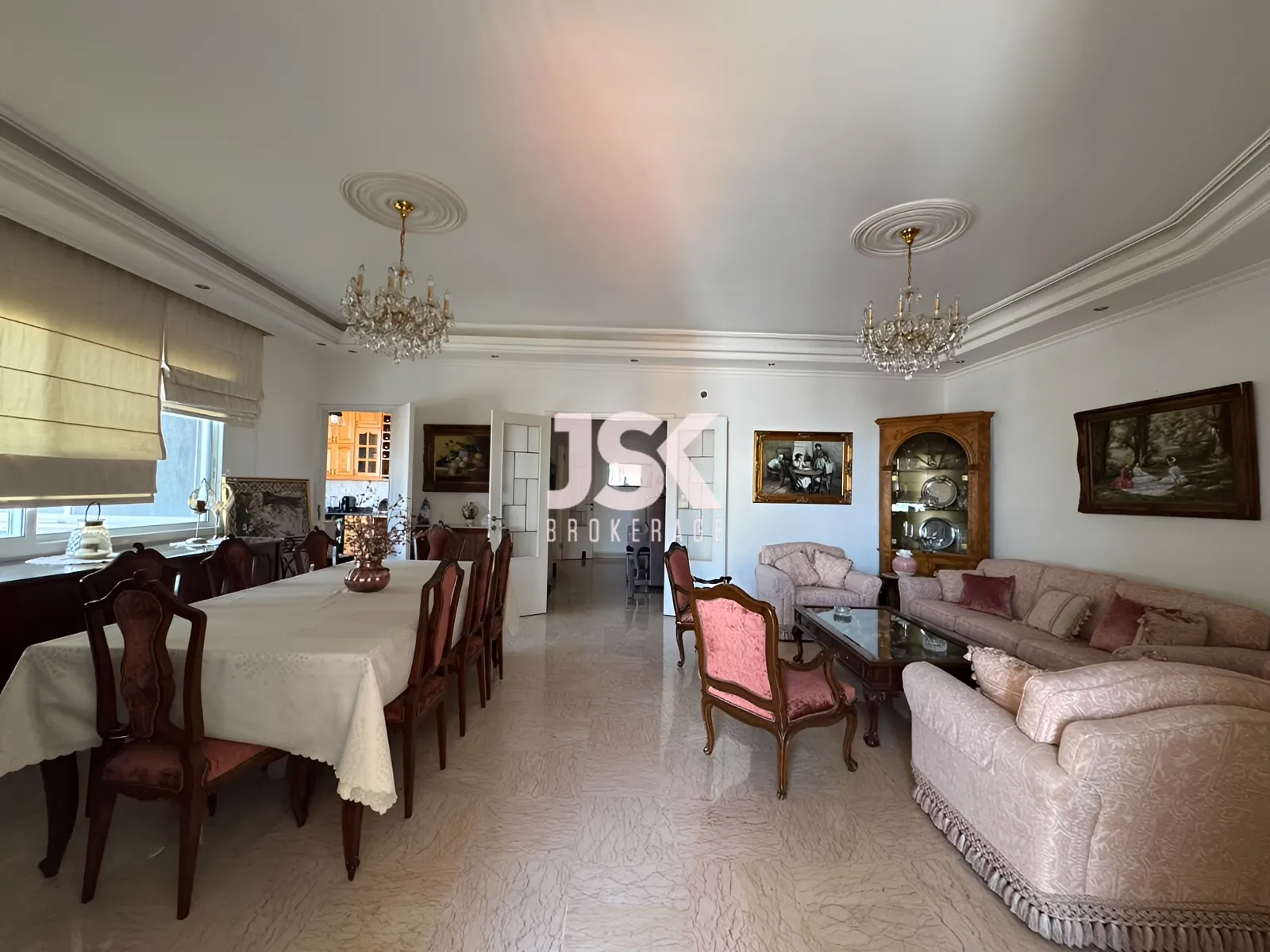 Apartment for Rent in Achrafieh - 2 bed, 2 bath