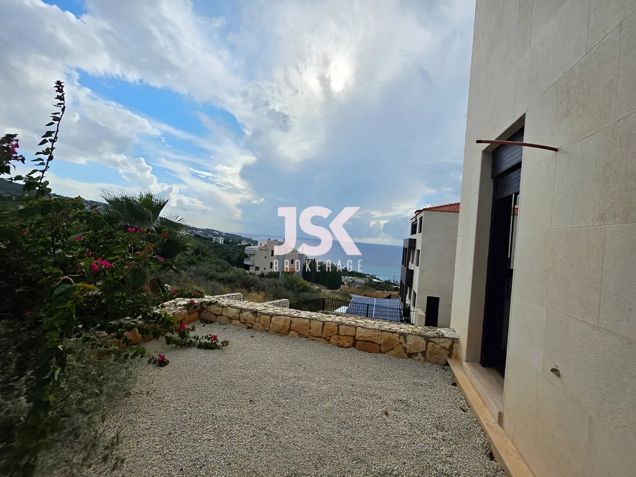 Apartment for Rent in Batroun