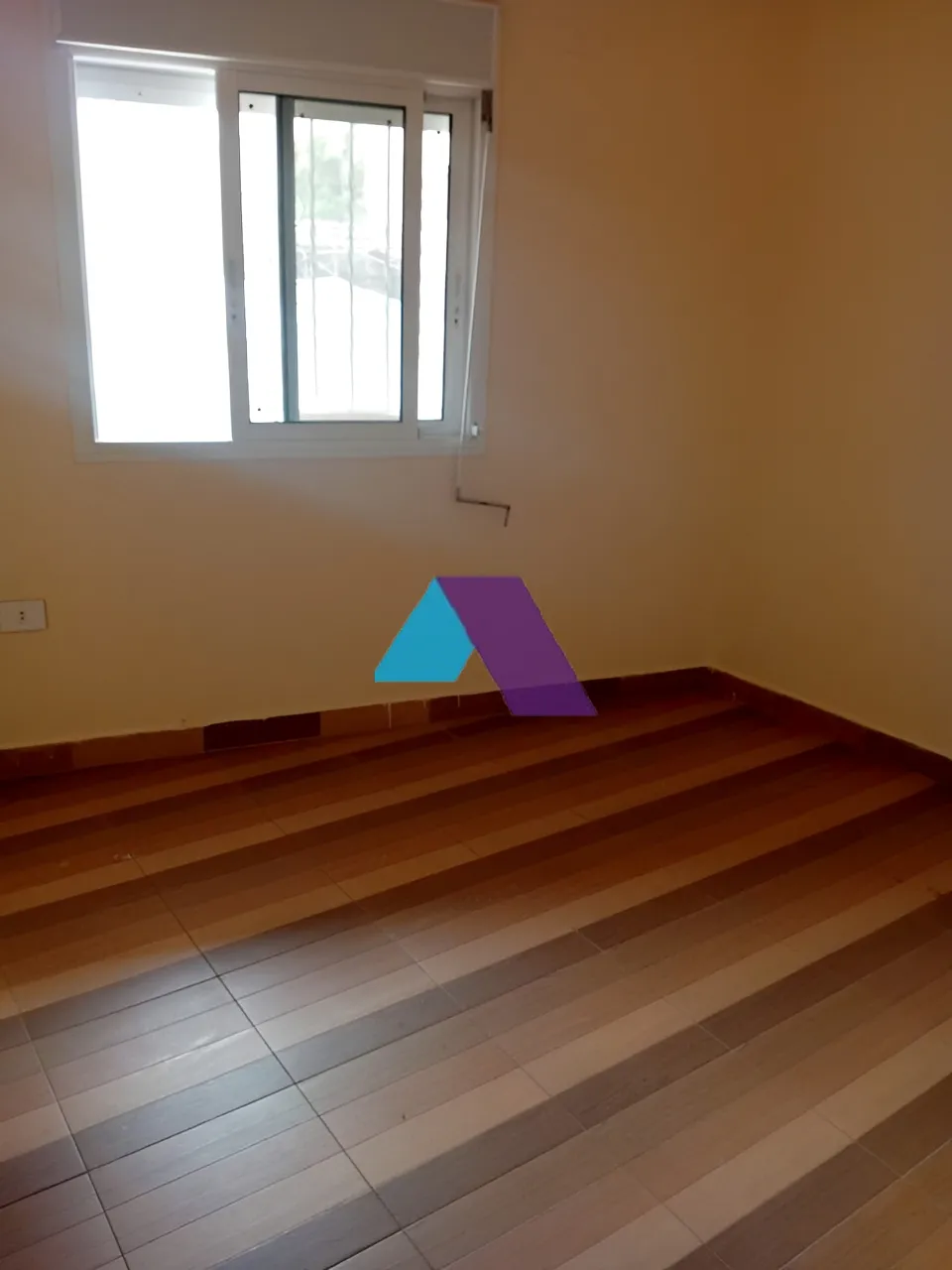 Apartment for Sale in Qornet El Hamra