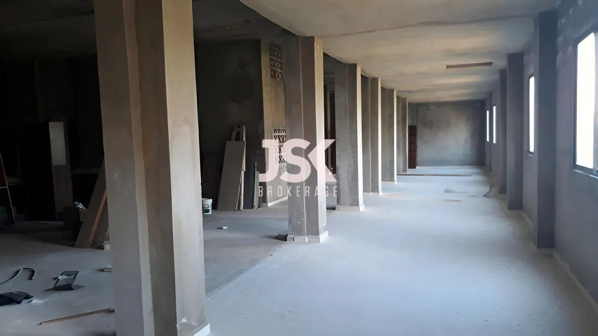 Warehouse for sale in Aaoukar