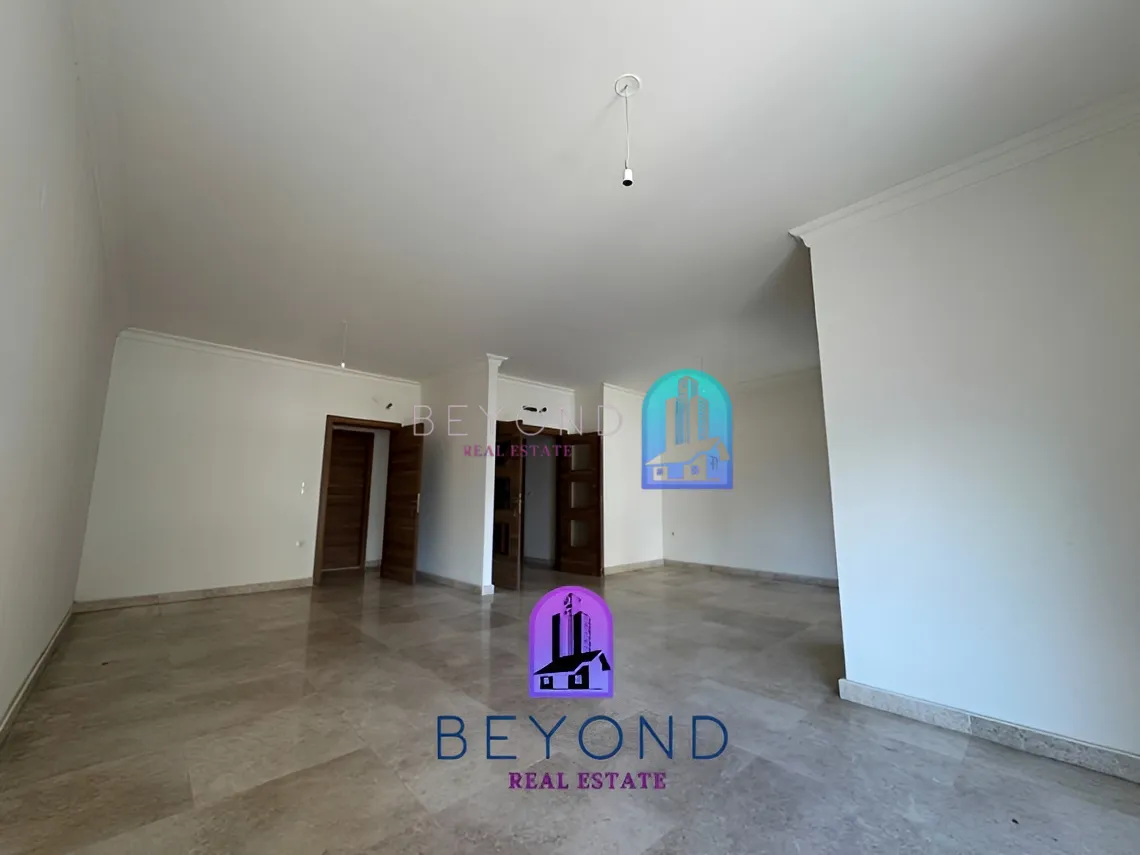 Apartment for rent in Ras Al Naba'a
