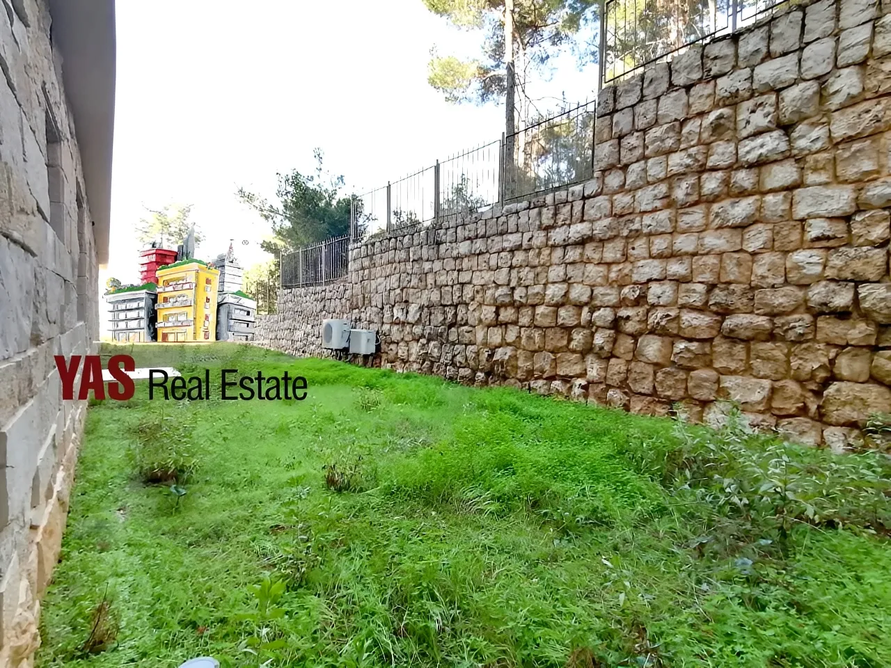 Apartment for Sale in Ballouneh