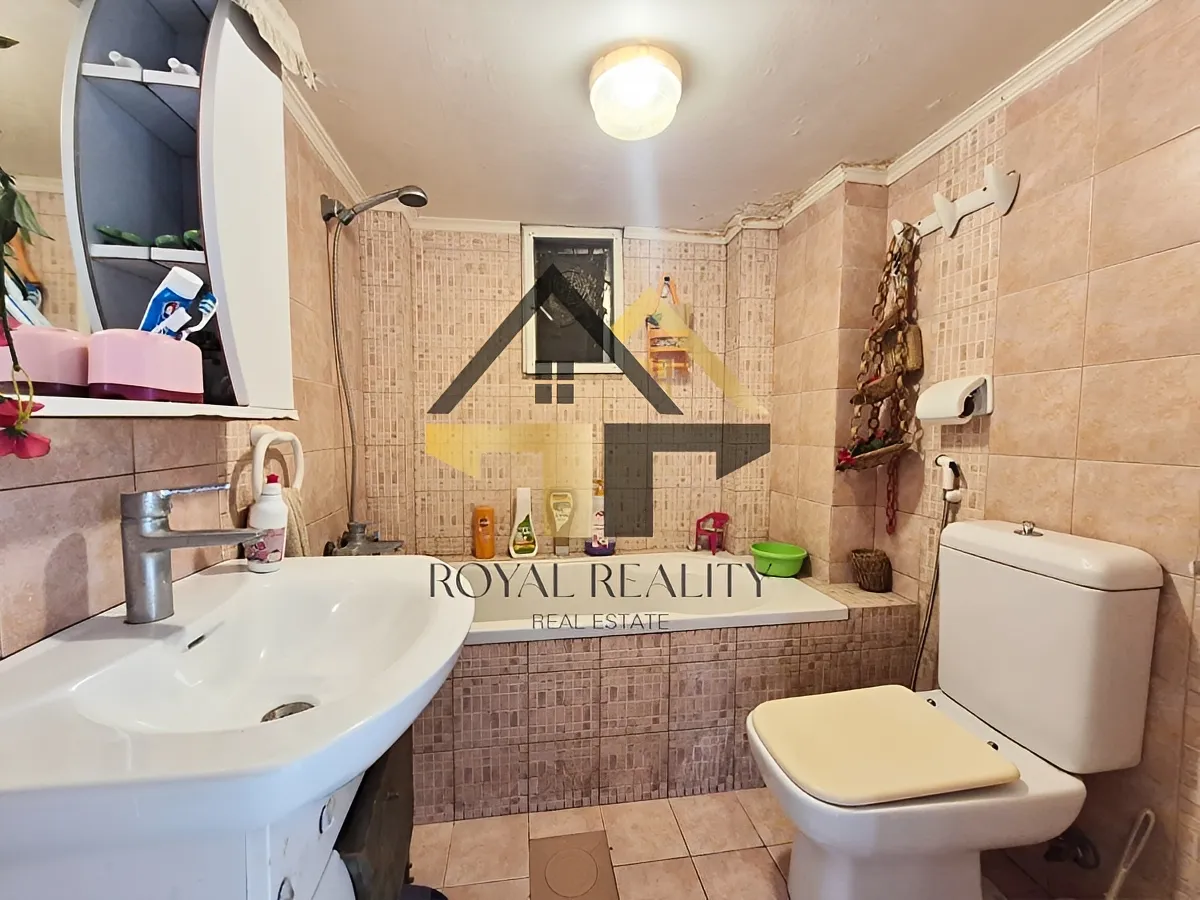 Apartment for rent in Tallet Khayat