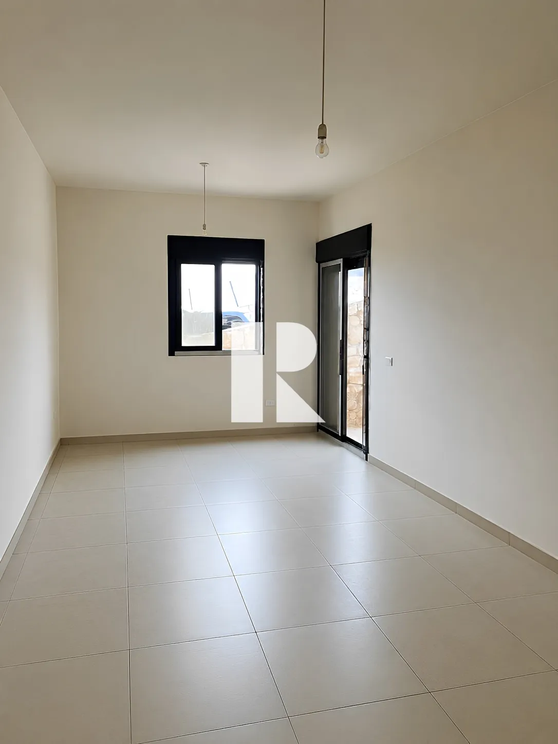 Apartment for sale in Halat - 2 bed, 2.0 bath