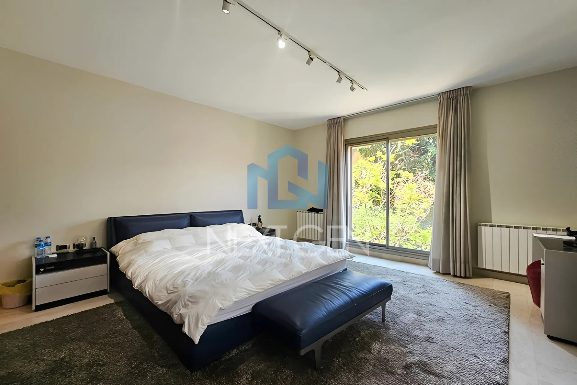 Apartment for rent in Clemenceau, Bayrut, Lebanon