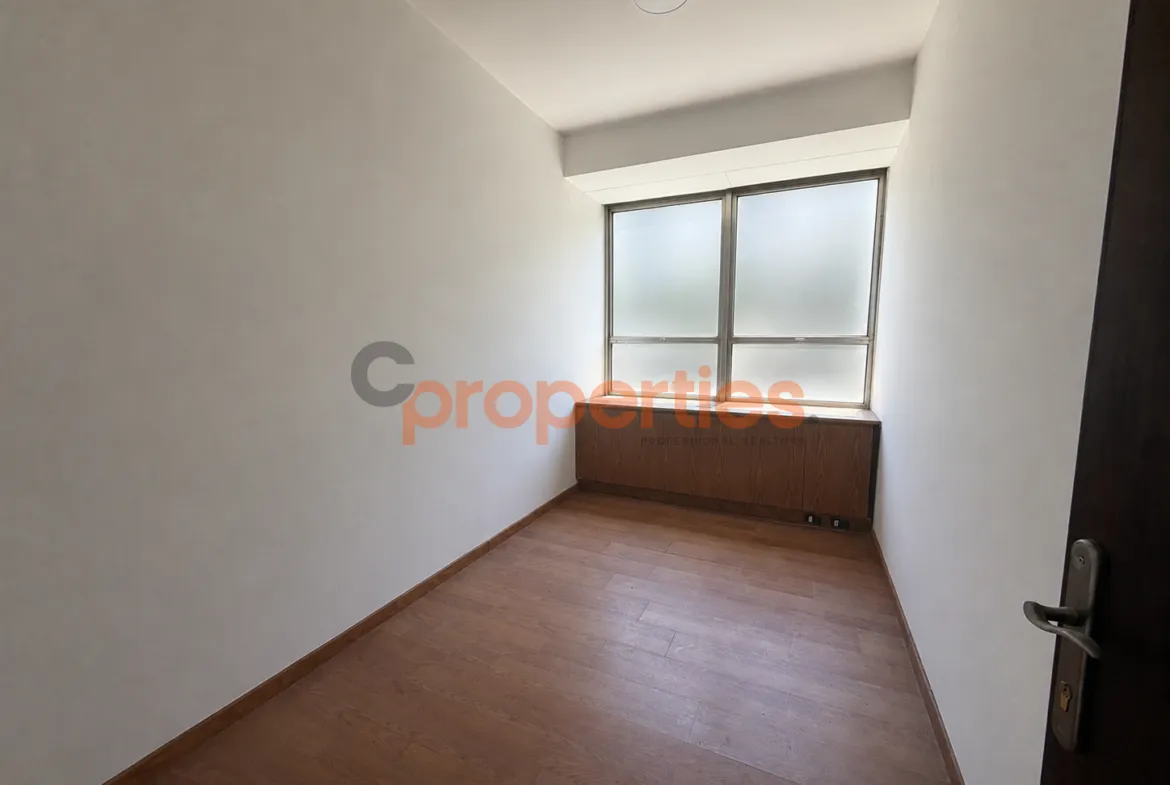 Office for Rent in Saifi Village