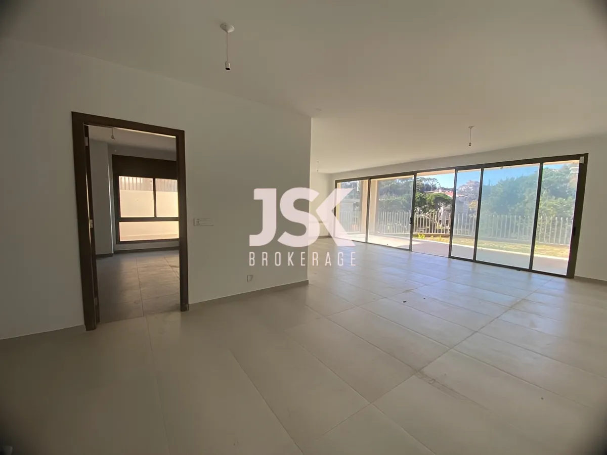 Apartment for Sale in Baabdat, Lebanon - 4 bed, 3 bath