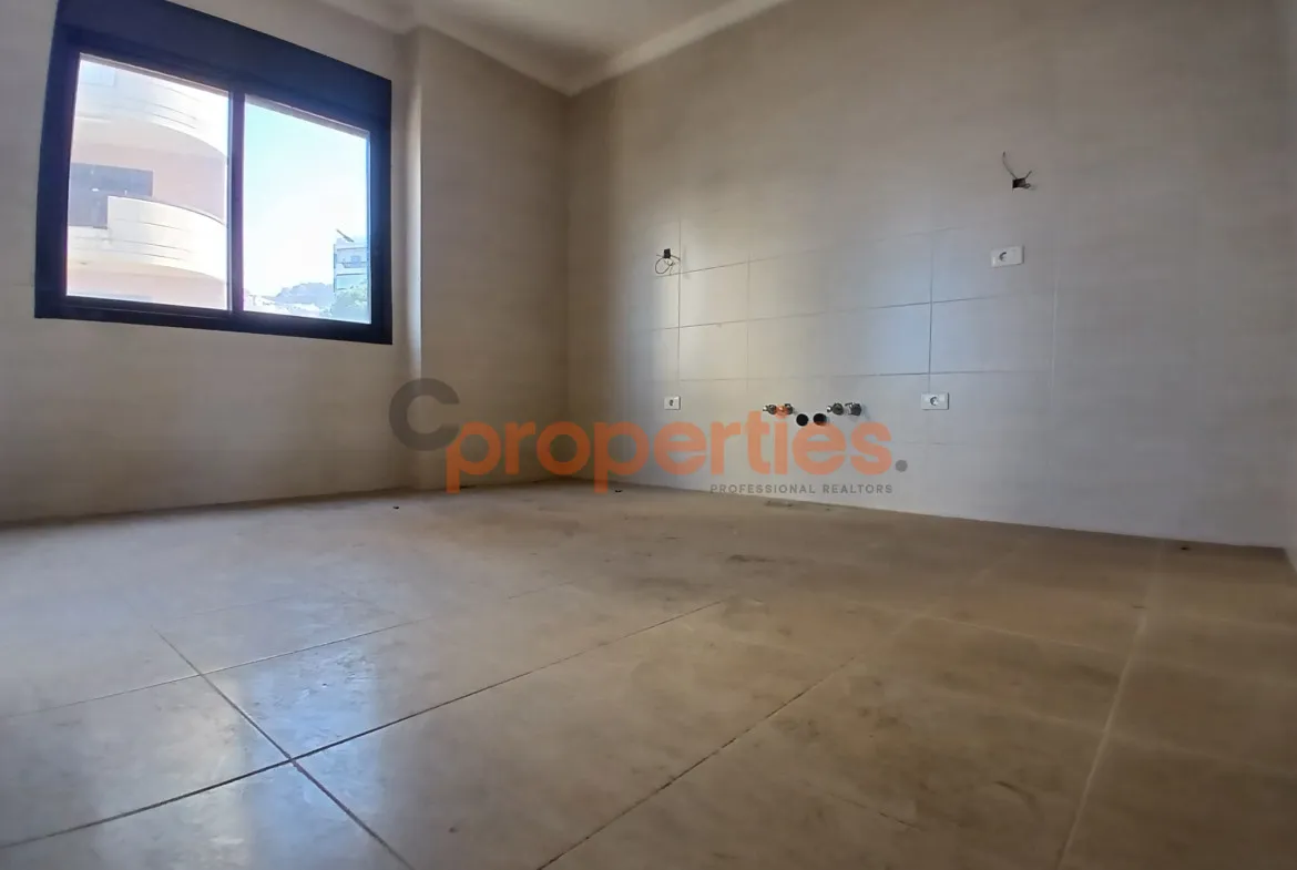 Apartment for Sale in Kfar Yassine