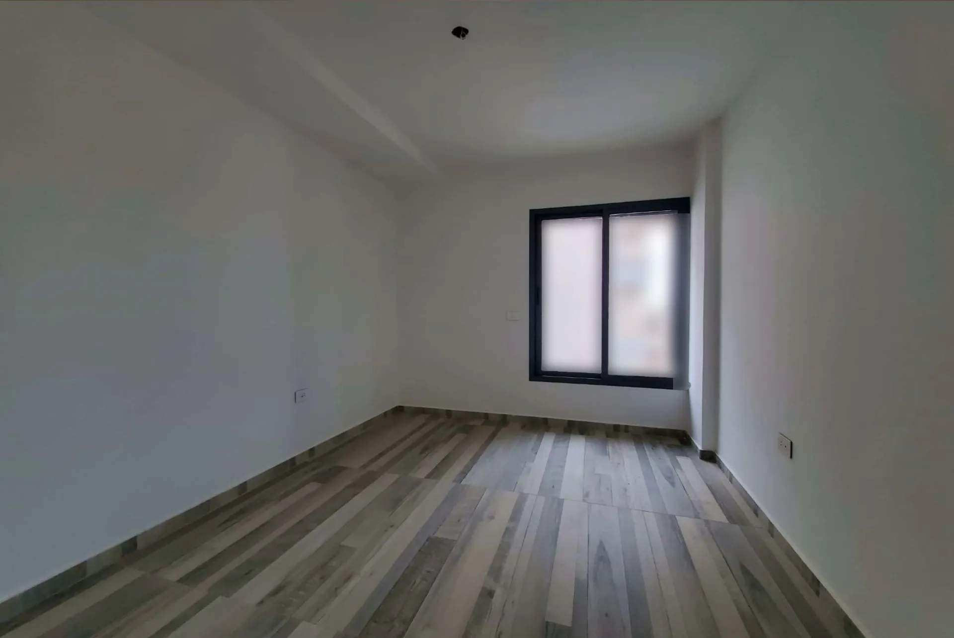 Apartment for Sale in Ajaltoun - 3 bed, 4 bath