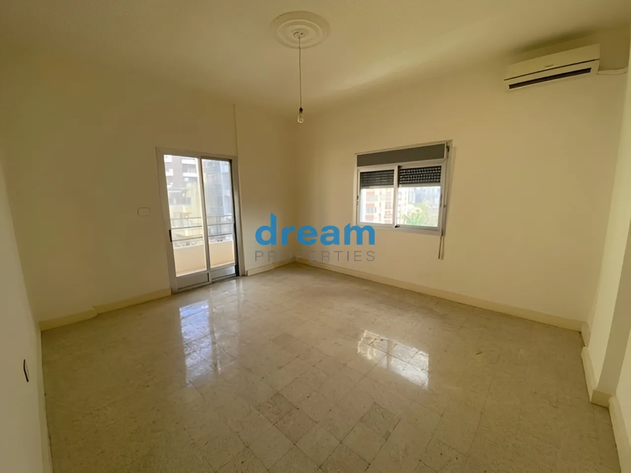 Apartment for sale in Achrafieh, Beirut, Lebanon - 3 bed, 3 bath