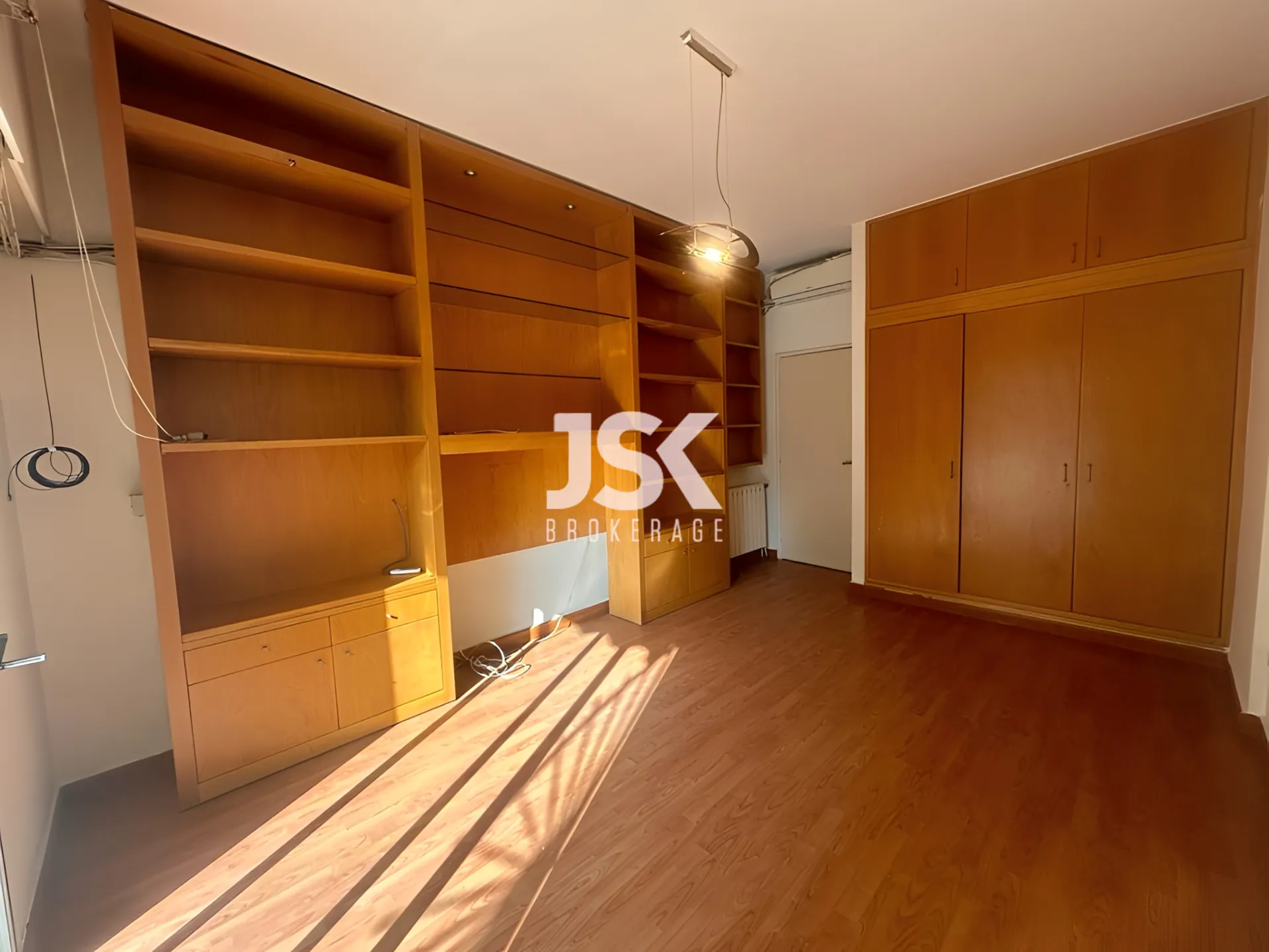 Apartment for Rent in Clemenceau