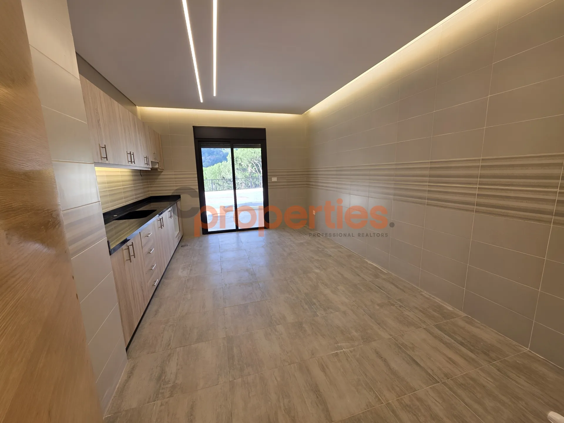 Apartment for Sale in Mar Chaaya