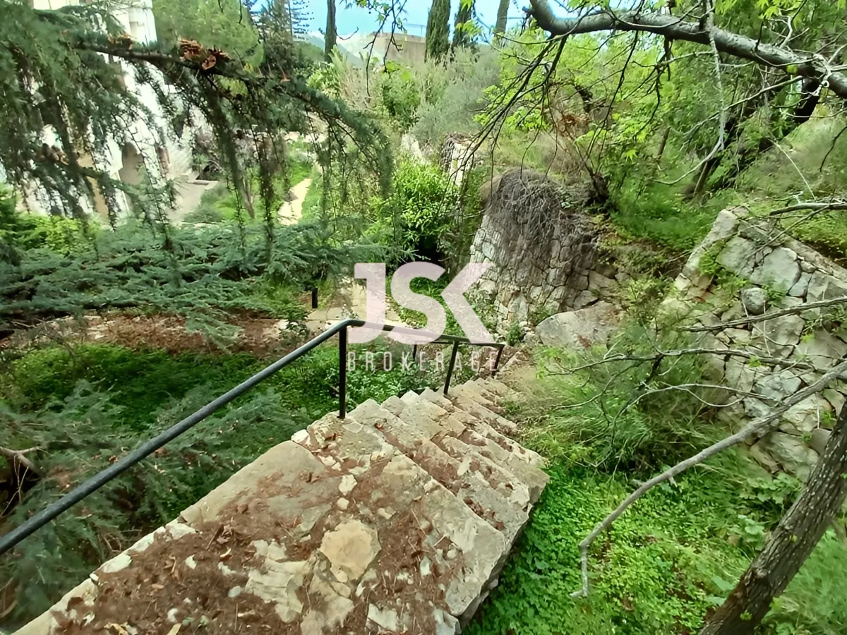 Villa for Sale in Qornet El Hamra, Lebanon