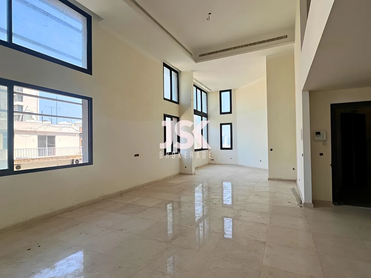 Duplex for Sale in Achrafieh - 4 bed, 3 bath