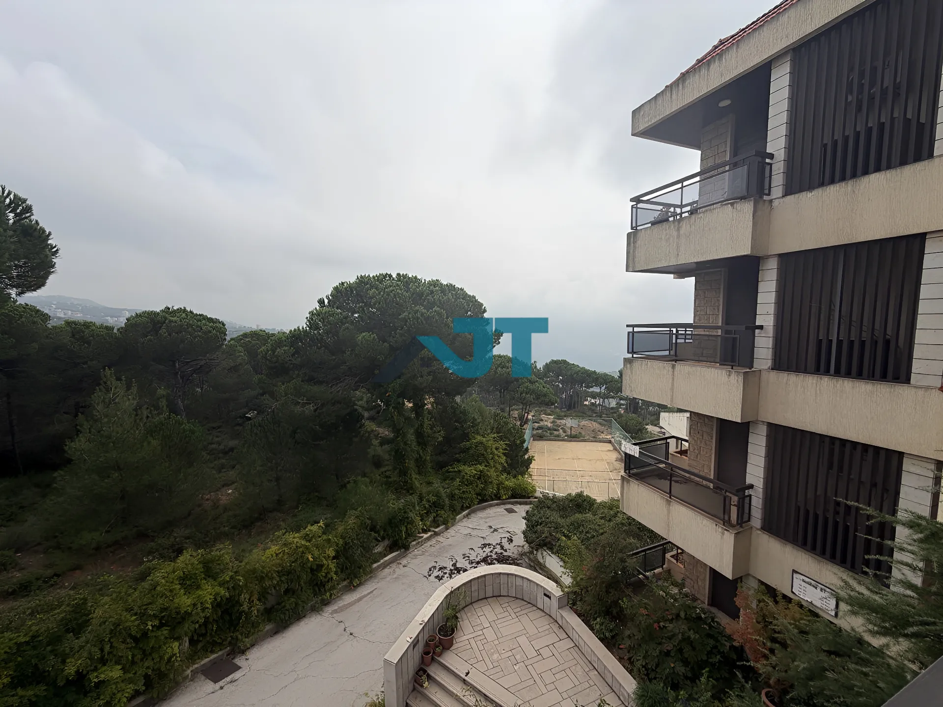 Apartment for sale in Baabdat