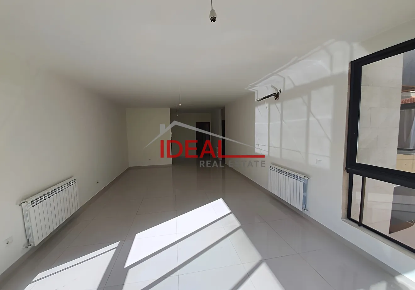 Apartment for sale in Ballouneh, Lebanon - 3 bed, 4 bath