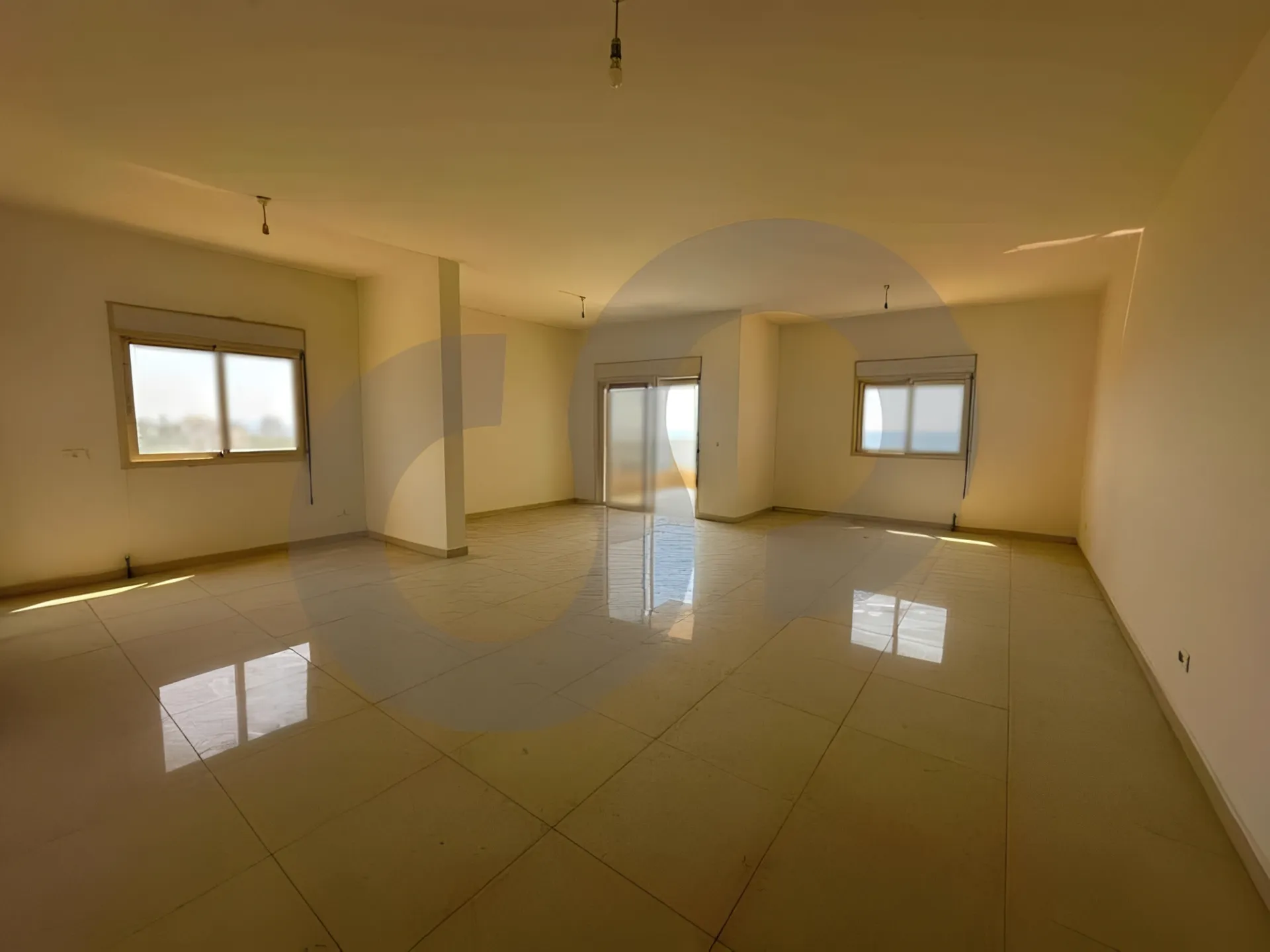 Apartment for Sale in Bourj Hammoud - 6 bed, 5 bath