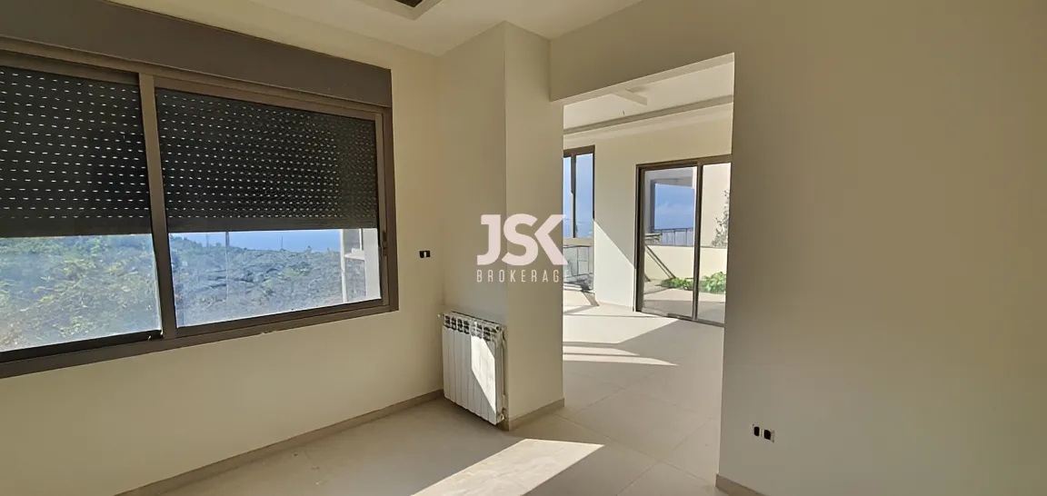 Apartment for Sale in Halat - 3 bed, 3 bath