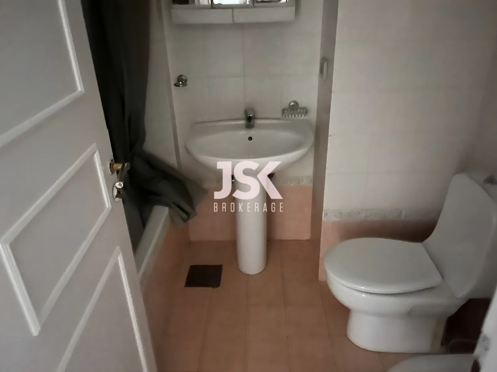 Apartment for Rent in Ras