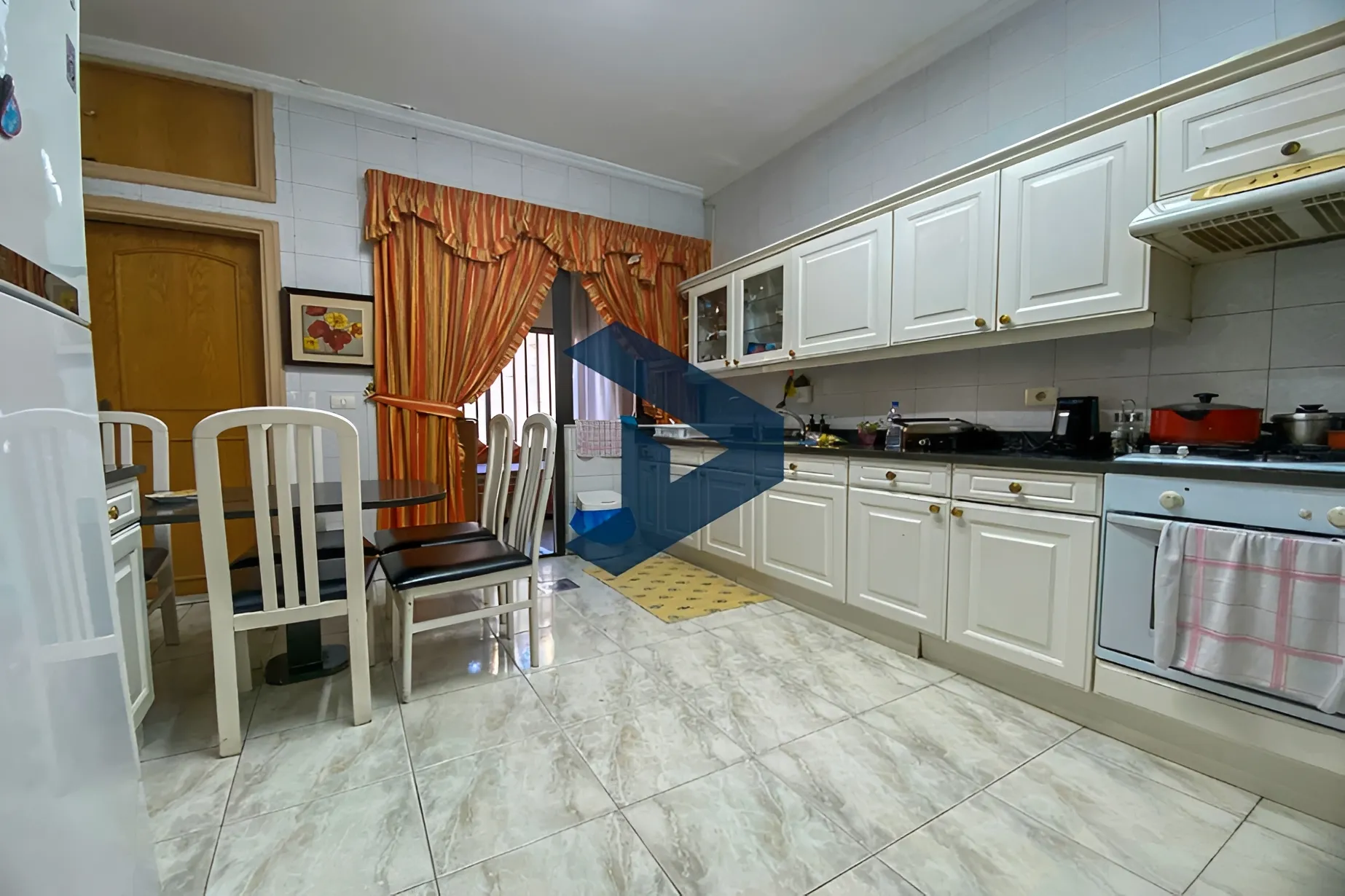 Apartment for sale in Hamra, Beirut, Lebanon