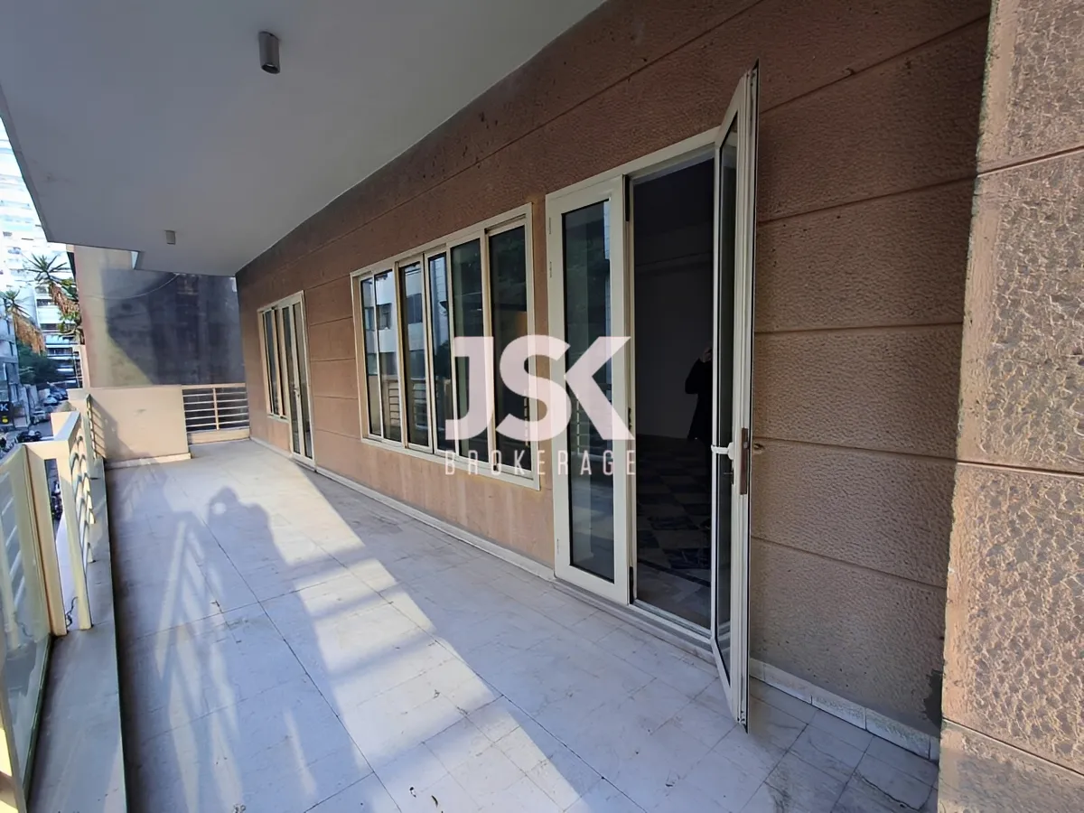 Office for Rent in Caree d'or, Achrafieh, Beirut, Lebanon