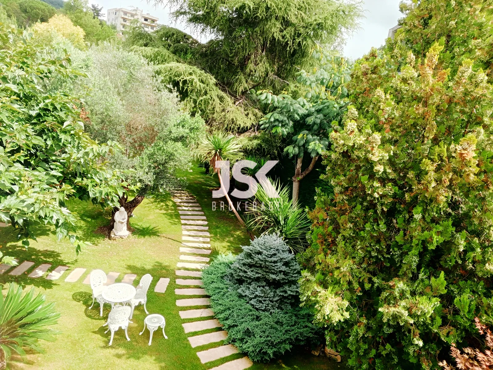Villa for Sale in Kfour