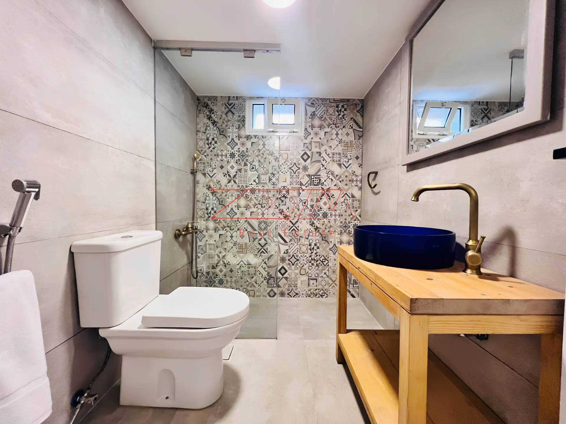 Apartment for rent in Raoucheh, beirut, lebanon